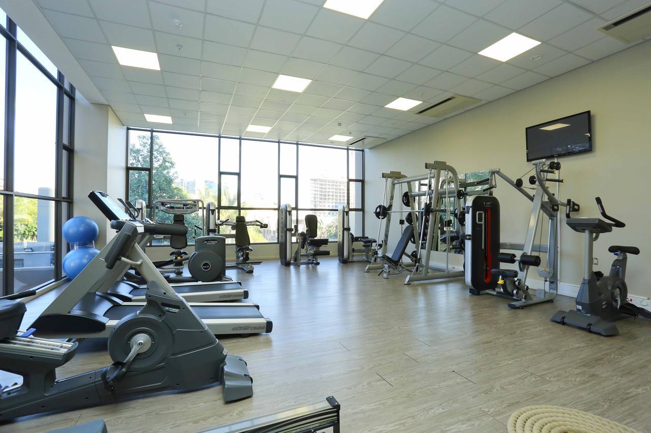 Sandton Skye Apartments Екстериор снимка